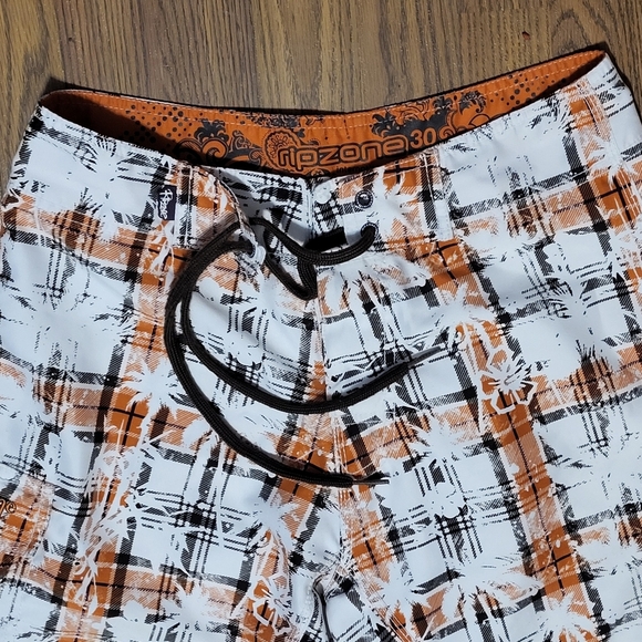 Men's Ripzone Hybrid Board Shorts Size 30 | Casual Outdoor Activewear A62 - Picture 6 of 9